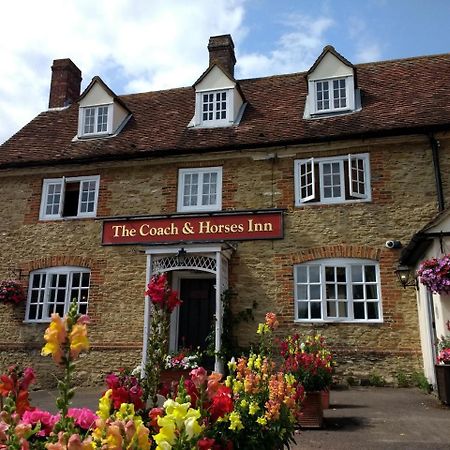The Coach & Horses Inn Chislehampton Eksteriør bilde